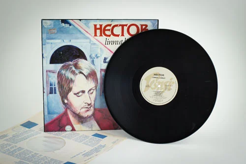 Hectorin Linnun linnut -levy ja levyn kansi.